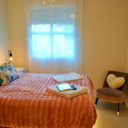 Centro Hospitales Garage Apartment *